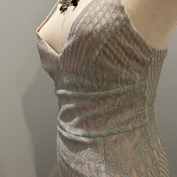 Lace Midi Dress - Picture 2 of 3